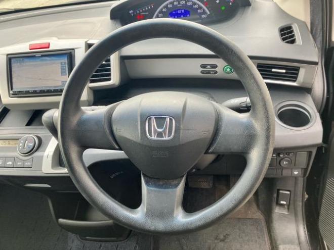 フリードGエアロ 4WD 1500 ５Dr