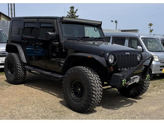 ラングラージープ　アンリミテッド　カスタム多数 4WD 3800 4Dr