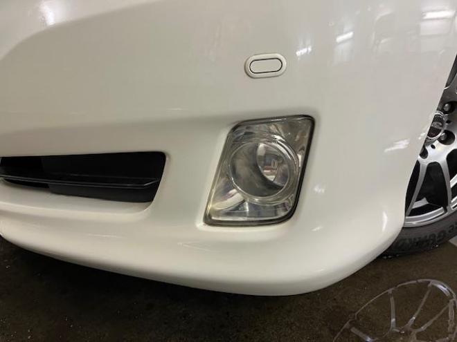 クラウンロイヤルサルーン　ｉ－Ｆｏｕｒ　Ｕパッケージ　寒冷地仕様　禁煙車　純正レザーシート　社外１７インチＡＷ　純正１６ＡＷ＋スタッドレスタイヤ付　純正ＨＤＤナビ　フルセグ地デジ　ＤＶＤ再生　Ｂｌｕｅｔｏｏｔｈオーディオ　バックカメラ　両席シートヒーター 4WD 3000 4Dr