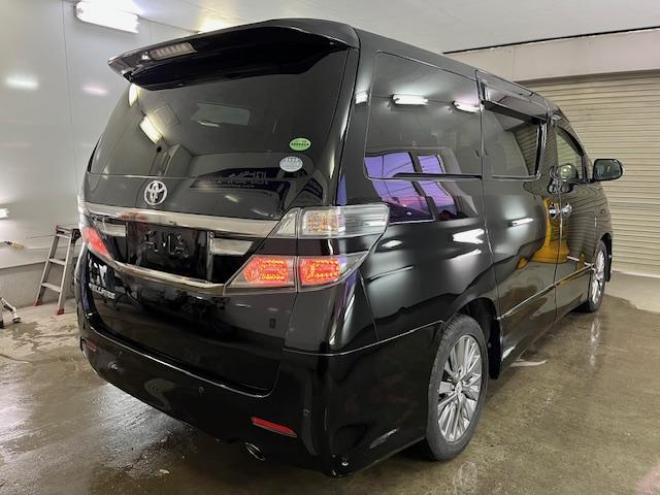 ヴェルファイア２．４Ｚ　ゴールデンアイズ　後期型　禁煙車　両側パワースライドドア　パワーバックドア　純正ハーフレザーシート　純正１８インチＡＷ　社外１６ＡＷ＋スタッドレスタイヤ付　ＨＩＤヘッドライト　クルーズコントロール　前後ソナー　ＥＴＣ 4WD 2400 5Dr