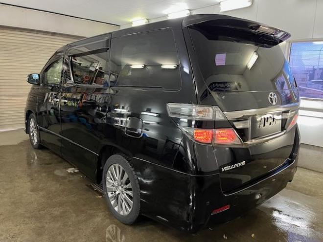 ヴェルファイア２．４Ｚ　ゴールデンアイズ　後期型　禁煙車　両側パワースライドドア　パワーバックドア　純正ハーフレザーシート　純正１８インチＡＷ　社外１６ＡＷ＋スタッドレスタイヤ付　ＨＩＤヘッドライト　クルーズコントロール　前後ソナー　ＥＴＣ 4WD 2400 5Dr