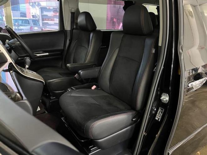 ヴェルファイア２．４Ｚ　ゴールデンアイズ　後期型　禁煙車　両側パワースライドドア　パワーバックドア　純正ハーフレザーシート　純正１８インチＡＷ　社外１６ＡＷ＋スタッドレスタイヤ付　ＨＩＤヘッドライト　クルーズコントロール　前後ソナー　ＥＴＣ 4WD 2400 5Dr