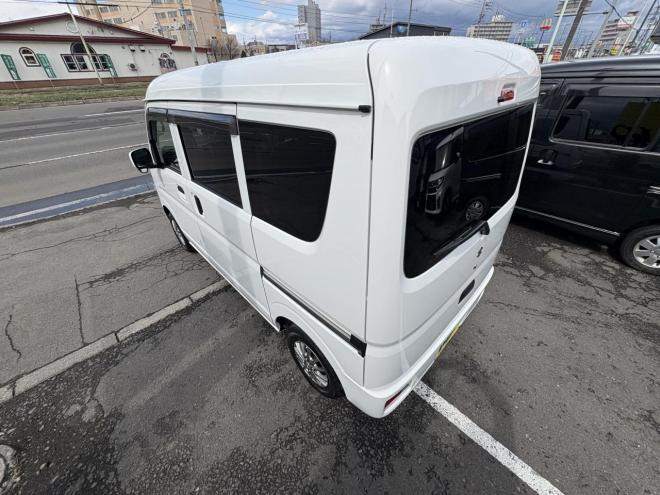 エブリィEVERY VAN 4WD JION TURBO寒冷地仕様　リアヒーター　本州仕入　フォグランプ　DVDプレイヤー　バイザー　アルミ　エンジンオイル交換　スタットレス付　全磨き済み 4WD 660 ５Dr