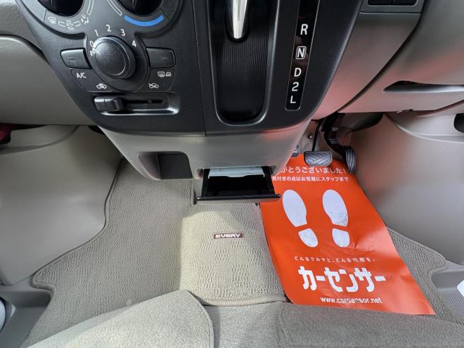 エブリィEVERY VAN 4WD JION TURBO寒冷地仕様　リアヒーター　本州仕入　フォグランプ　DVDプレイヤー　バイザー　アルミ　エンジンオイル交換　スタットレス付　全磨き済み 4WD 660 ５Dr