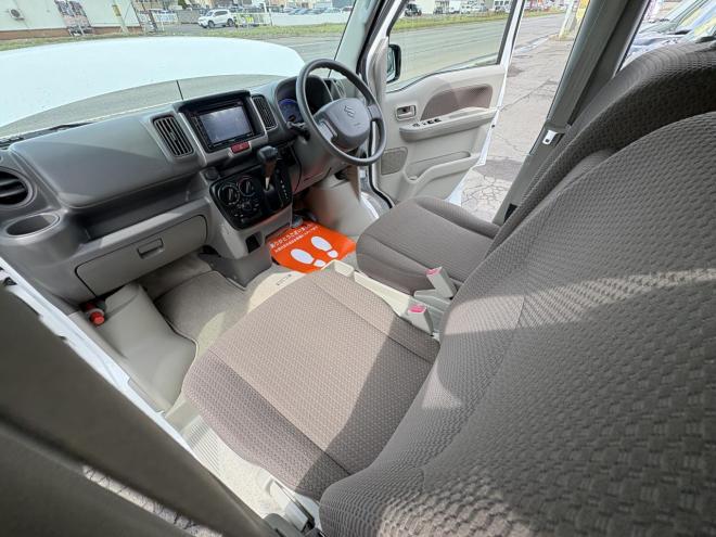 エブリィEVERY VAN 4WD JION TURBO寒冷地仕様　リアヒーター　本州仕入　フォグランプ　DVDプレイヤー　バイザー　アルミ　エンジンオイル交換　スタットレス付　全磨き済み 4WD 660 ５Dr