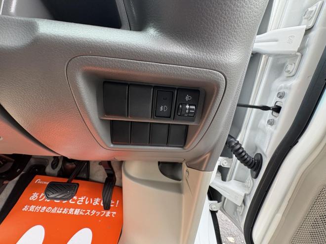 エブリィEVERY VAN 4WD JION TURBO寒冷地仕様　リアヒーター　本州仕入　フォグランプ　DVDプレイヤー　バイザー　アルミ　エンジンオイル交換　スタットレス付　全磨き済み 4WD 660 ５Dr