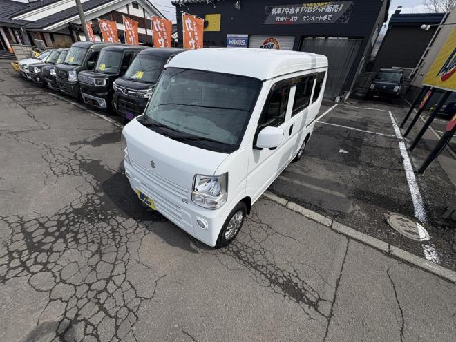 エブリィEVERY VAN 4WD JION TURBO寒冷地仕様　リアヒーター　本州仕入　フォグランプ　DVDプレイヤー　バイザー　アルミ　エンジンオイル交換　スタットレス付　全磨き済み 4WD 660 ５Dr