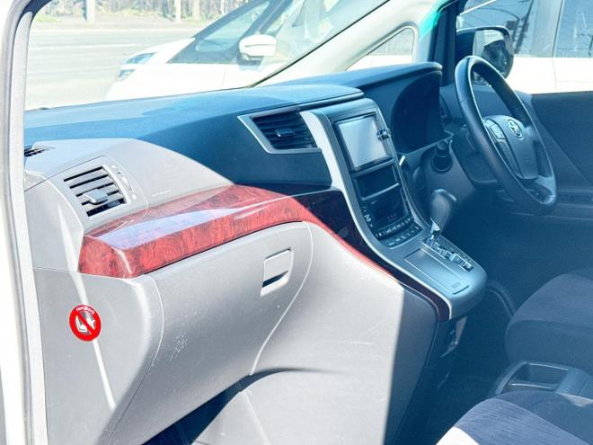 ヴェルファイア2.4Z 4WD　ローンが不安な方＜優遇ローン＞　本州仕入　後期型　純正SDナビ　後席モニター 4WD 2400 5Dr