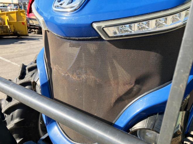 トラクターイセキ　中古　TJV985　フロントローダー付