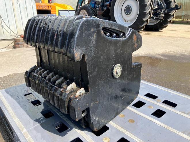 農機補助部品マッセイファガソン　中古　トラクターウェイト55kg×10枚　農機具