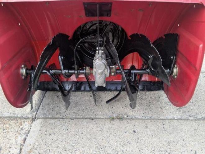 除雪機ホンダ　HSS1170i　１0.5馬力　ハイブリット　ホンダの名機