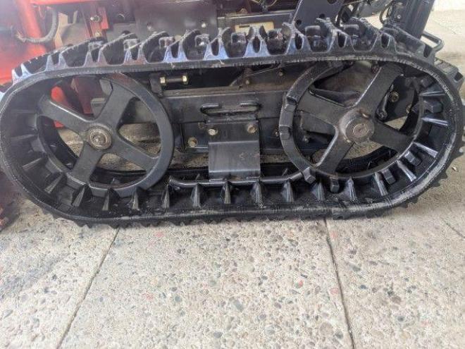 除雪機ヤンマー　YSR125　１２馬力　ガソリン　ローリング付き