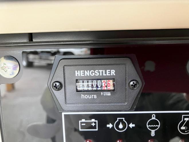 発電機新ダイワ　極上　DGM250MK　エンジン発電機　動力源