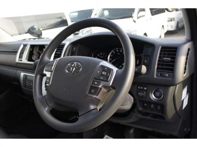 ハイエースバン2.8 スーパーGL ロング ディーゼルターボ 4WD　アースカラーPKG　アーバンカーキ　　両側パワースライドドア　デジタルインナーミラー　全方位カメラ　バックカメラ　寒冷地仕様　LEDヘッドライト　415コブラフラットベッドキット 登録済未使用車 2800