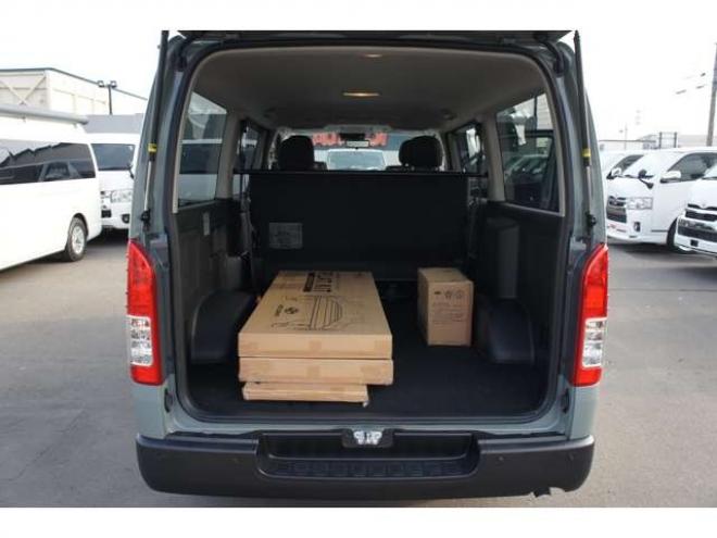 ハイエースバン2.8 スーパーGL ロング ディーゼルターボ 4WD　アースカラーPKG　アーバンカーキ　　両側パワースライドドア　デジタルインナーミラー　全方位カメラ　バックカメラ　寒冷地仕様　LEDヘッドライト　415コブラフラットベッドキット 登録済未使用車 2800