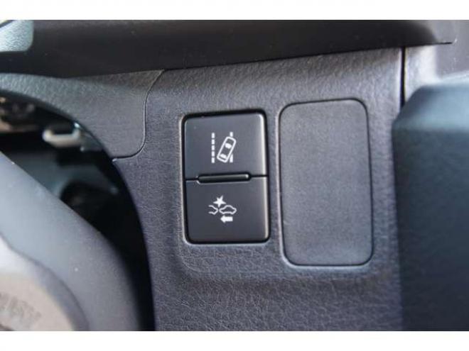 プロボックスバン1.5 F 4WD　登録済未使用車　衝突軽減システム　純正LEDフォグ　電動格納ドアミラー　オートライト　前後PW　ルームミラー内蔵Bカメラ　ドラレコ　Bluetooth&フルセグナビ　下廻防錆加工　フロアマット　ドアバイザー　社外AW 登録済未使用車 1500