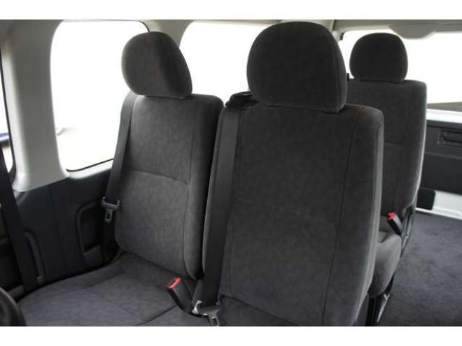 ハイエース2.7 グランドキャビン 4WD　登録済未使用車 走行6キロ　パノラミックビューモニター デジタルインナーミラー　LEDヘッドランプ　LEDフォグランプ　ホワイトパールクリスタルシャイン　メーカー保証付 登録済未使用車 2700
