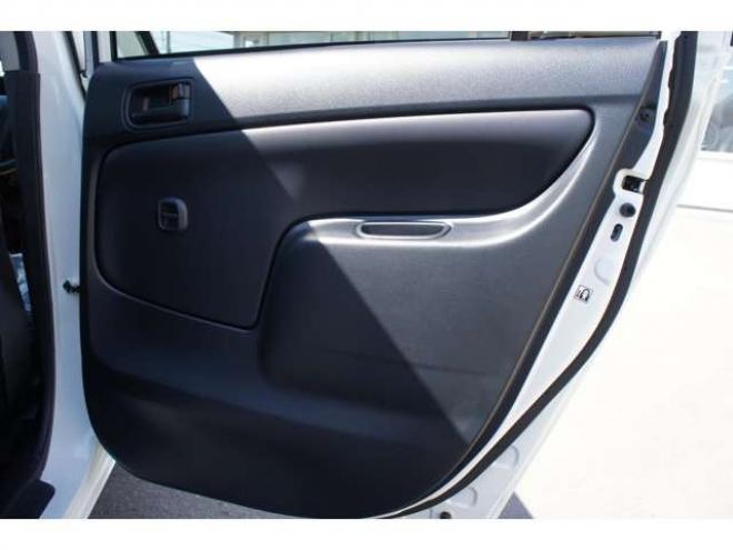 プロボックスバン1.5 F 4WD　走行500キロ　衝突軽減システム　純正LEDフォグ　電動格納ドアミラー オートライト 前後PW　ルームミラー内蔵Bカメラ　ドラレコ　Bluetooth&フルセグナビ 下廻防錆加工 フロアマット　ドアバイザー 社外14インチAW 1500