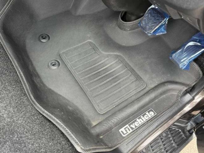 ハイエースバン2.8 スーパーGL 50TH アニバーサリー リミテッド ロングボディ ディーゼルターボ 4WD　415COBRA　CL-3 フロントリップスポイラー　ステージ2ルーフスポイラー　By2NEO　BADフェイスボンネット　ローフォルムフェンダー　ESSEX　ENCB　17インチブロンズホイール　ヨコハマパラダ　NEWパーツカスタム 2800