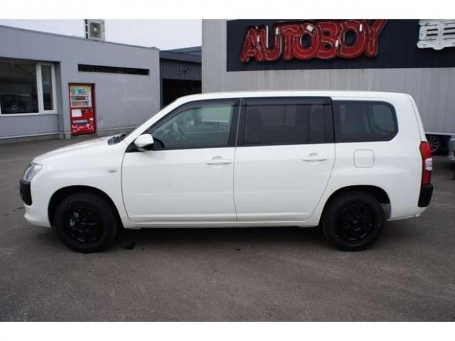 プロボックスバン1.5 F 4WD　登録済未使用車　衝突軽減システム　純正LEDフォグ　電動格納ドアミラー　オートライト　前後PW　ルームミラー内蔵Bカメラ　ドラレコ　Bluetooth&フルセグナビ　下廻防錆加工　フロアマット　ドアバイザー　社外AW 登録済未使用車 1500