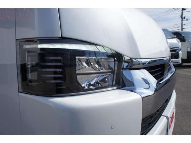 ハイエース2.7 GL ロング ミドルルーフ 4WD　IFUU製3列目対面ラウンジベッドIF-WB8フルフラットベットラウンジ展開 アルパインBIG-X　フリップダウンモニター センターコンソール 415COBRA　F/S/R/ルーフスポイラー/フェンダー/18インチAW 2700