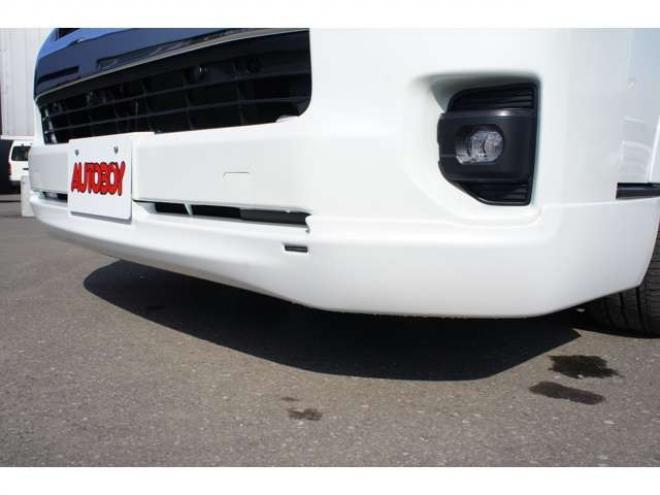 ハイエース2.7 GL ロング ミドルルーフ 4WD　IFUU製3列目対面ラウンジベッドIF-WB8フルフラットベットラウンジ展開 アルパインBIG-X　フリップダウンモニター センターコンソール 415COBRA　F/S/R/ルーフスポイラー/フェンダー/18インチAW 2700