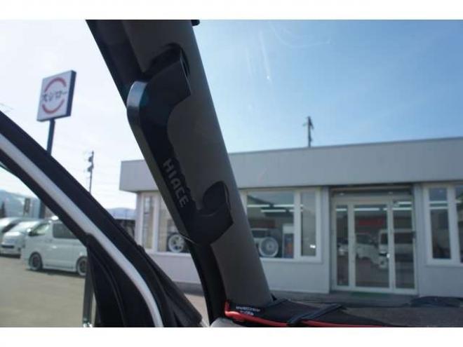 ハイエース2.7 GL ロング ミドルルーフ 4WD　IFUU製3列目対面ラウンジベッドIF-WB8フルフラットベットラウンジ展開 アルパインBIG-X　フリップダウンモニター センターコンソール 415COBRA　F/S/R/ルーフスポイラー/フェンダー/18インチAW 2700