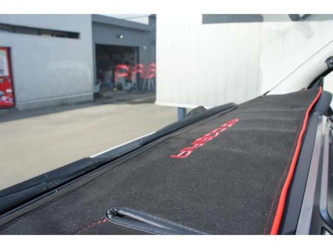 ハイエース2.7 GL ロング ミドルルーフ 4WD　IFUU製3列目対面ラウンジベッドIF-WB8フルフラットベットラウンジ展開 アルパインBIG-X　フリップダウンモニター センターコンソール 415COBRA　F/S/R/ルーフスポイラー/フェンダー/18インチAW 2700