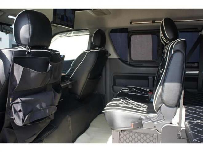 ハイエース2.7 GL ロング ミドルルーフ 4WD　IFUU製3列目対面ラウンジベッドIF-WB8フルフラットベットラウンジ展開 アルパインBIG-X　フリップダウンモニター センターコンソール 415COBRA　F/S/R/ルーフスポイラー/フェンダー/18インチAW 2700