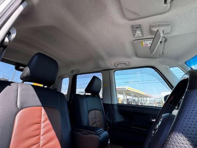 タントカスタム RS トップエディション SAIII 4WD　スマートキー・プッシュスタート・純正8incSDナビ・フルセグTV・BT・バックカメラ・片側シートヒーター・アイドリングストップ・横滑り防止・両側スライドドア・LEDヘッドライト・ETC・シートカバー 660