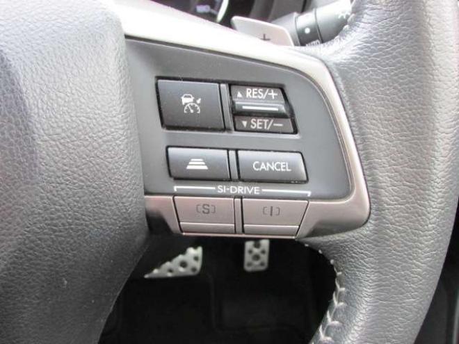 フォレスター2.0 S リミテッド 4WD　アイサイト/アイドリングストップ/シートヒーター/社外ナビ/フルセグ/バックカメラ/フリップダウンモニター/ETC/レーダークルーズコントロール 2000