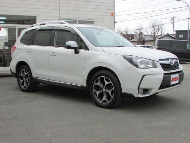 フォレスター2.0 S リミテッド 4WD　アイサイト/アイドリングストップ/シートヒーター/社外ナビ/フルセグ/バックカメラ/フリップダウンモニター/ETC/レーダークルーズコントロール 2000