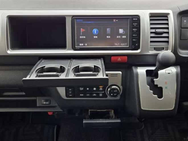 ハイエース2.7 GL ロング ミドルルーフ 4WD　寒冷地仕様　10人乗り　リアヒーター&クーラー　プッシュスタート　スマートキー　横滑り防止　オートライト　バックカメラ　純正ナビ　ワンセグTV　Bluetooth　CD/DVD　FM/AM　電動格納ミラー　ETC 2700