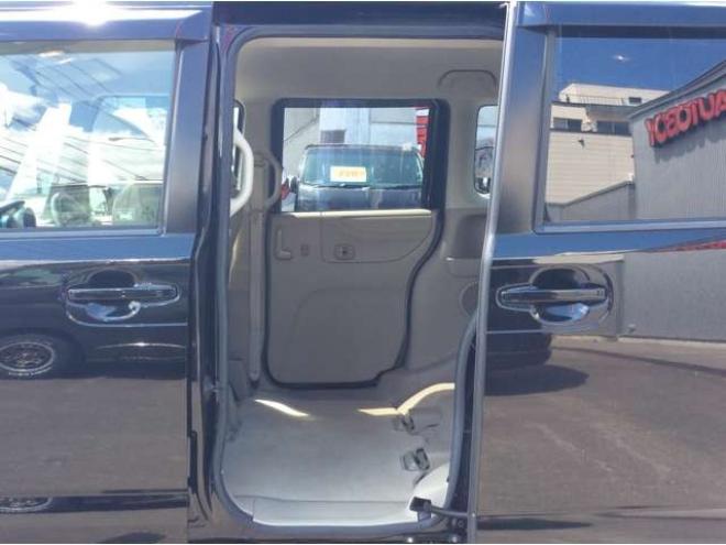 N-BOXG ターボパッケージ 4WD　パワスラ　スマートキー　クルーズコントロール　ドラレコ　バックカメラ　メモリーナビ　ETC　電動格納ミラー　オートライト　横滑り防止　アイドリングストップ　パナソニックフルセグTV　メモリナビ　Bluetooth 660