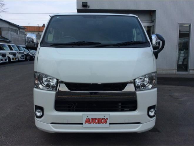 ハイエースバン2.8 スーパーGL ダークプライムII ロングボディ ディーゼルターボ 4WD　ESSEXバージョン　FスポイラーVer3&サイドライナー&リアライナー　ESSEX　ENCD17インチAW　ヨコハマPARADA17インチ　ESSEX3Dフロアマット　ハーフレザーシート　プッシュスタート　スマートキー　リアヒーター 2800