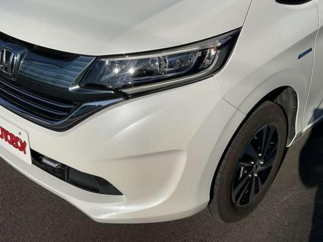 フリード+1.5 ハイブリッド G ホンダセンシング 4WD　社外ナビTV　バックカメラ　両側パワースライドドア　ETC　プッシュスタート　純正エンジンスターター　LEDヘッドライト　ドラレコ　レーダークルーズコントロール　シートヒーター 1500