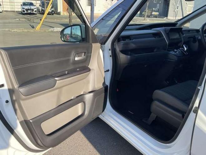 フリード+1.5 ハイブリッド G ホンダセンシング 4WD　社外ナビTV　バックカメラ　両側パワースライドドア　ETC　プッシュスタート　純正エンジンスターター　LEDヘッドライト　ドラレコ　レーダークルーズコントロール　シートヒーター 1500