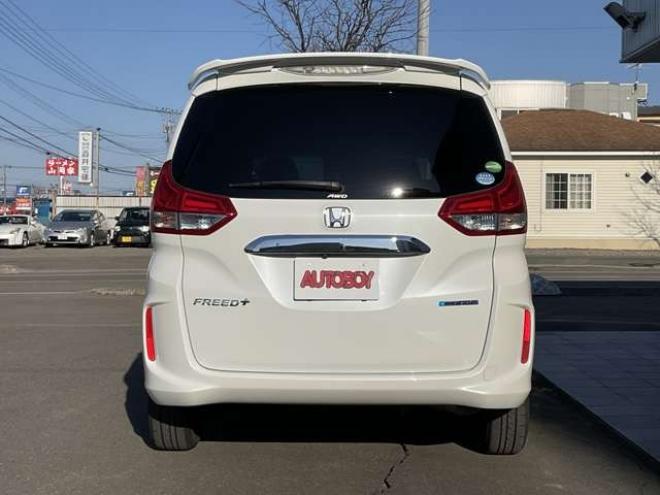 フリード+1.5 ハイブリッド G ホンダセンシング 4WD　社外ナビTV　バックカメラ　両側パワースライドドア　ETC　プッシュスタート　純正エンジンスターター　LEDヘッドライト　ドラレコ　レーダークルーズコントロール　シートヒーター 1500