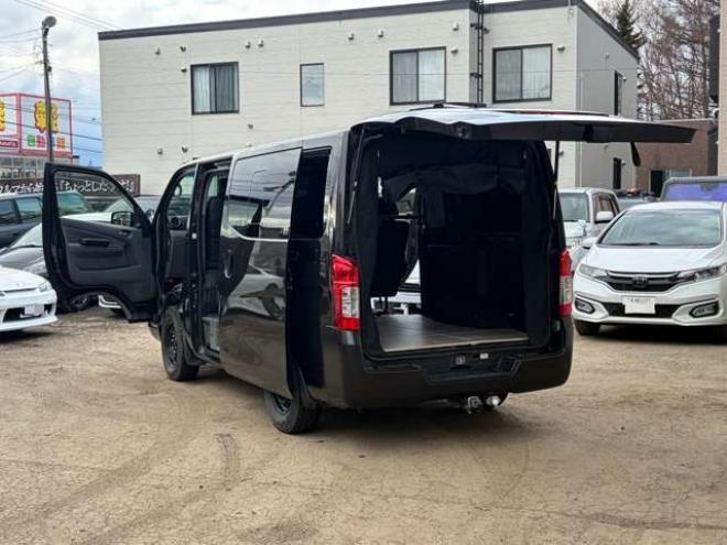 キャラバンNV350 2.5 プレミアムGX ロングボディ ディーゼルターボ 4WD　ナビ　バックカメラ　ETC　パワステ　パワーウィンドウ　キーレスエントリー　エアコン　盗難防止装置　両側スライドドア　フロントフォグランプ 2500