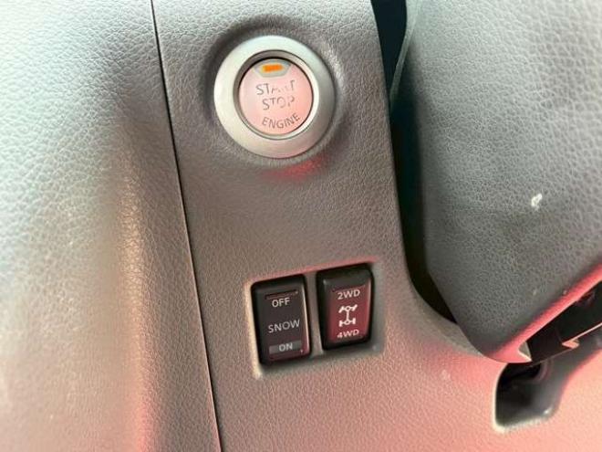 キャラバンNV350 2.5 プレミアムGX ロングボディ ディーゼルターボ 4WD　ナビ　バックカメラ　ETC　パワステ　パワーウィンドウ　キーレスエントリー　エアコン　盗難防止装置　両側スライドドア　フロントフォグランプ 2500