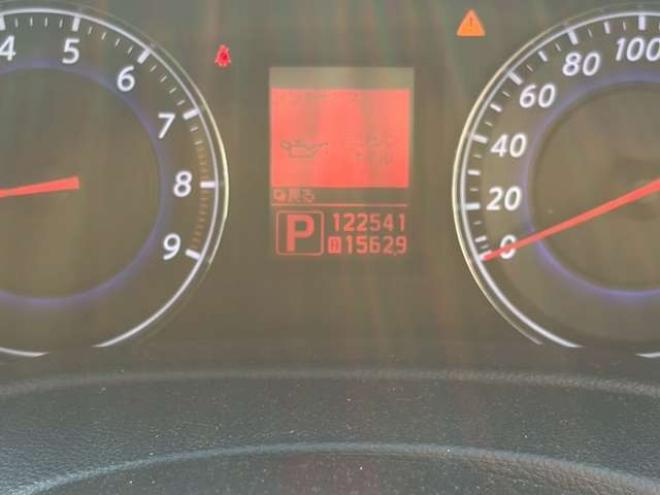 スカイライン2.5 250GT FOUR 4WD　ドライブレコーダー　ETC　パワステ　パワーウィンドウ　ナビ　電動シート　寒冷地仕様　アルミホイール　エアコン　盗難防止装置　キーレスエントリー　ABS　横滑り防止装置 2500