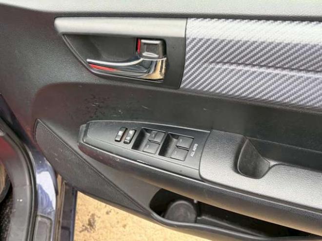 カローラフィールダー1.5 G 4WD　エンジンスターター　ETC　パワステ　パワーウィンドウ　ABS　キーレスエントリー　エアコン　横滑り防止装置 1500