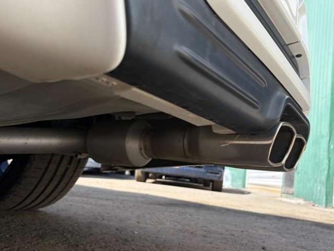 アルファード3.5 SA 4WD　TRDエアロ　クリスタルアイLEDテール　ダウンサス　レザー調シートカバー　アルパインナビ　フリップダウン　スピーカー　デジタルインナーミラー　シュタイナー20インチ　シーケンシャルウィンカー 3500