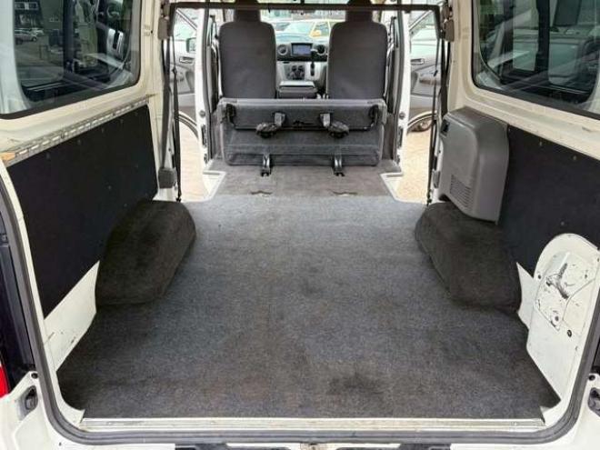 キャラバンNV350 2.5 ライダー DX ロングボディ ディーゼルターボ 4WD　ナビTV　ETC　パワステ　パワーウィンドウ　エアコン　ABS　キーレスエントリー　片側スライドドア 2500