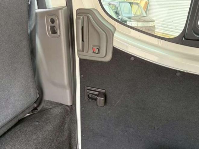 キャラバンNV350 2.5 ライダー DX ロングボディ ディーゼルターボ 4WD　ナビTV　ETC　パワステ　パワーウィンドウ　エアコン　ABS　キーレスエントリー　片側スライドドア 2500