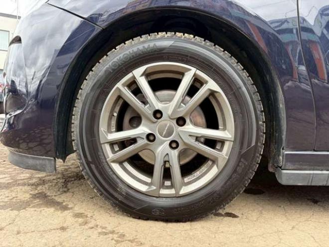 シトロエンDS3 シック　ETC　エアコン・クーラー　パワステ　パワーウィンドウ　キーレス　ABS 運転席エアバッグ　助手席エアバッグ　サイドエアバッグ　横滑り防止装置　社外ナビ　MTモード付 正規輸入車 2WD 1200