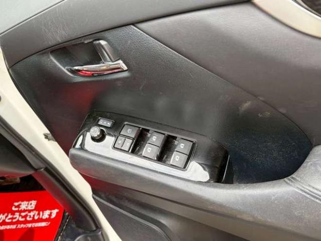 ヴェルファイア2.5 Z 4WD　純正ナビ　TRDエアロ　両側パワスラ　バックカメラ　社外アルミホイール　ETC　車高調　パワステ　パワーウィンドウ　キーレスエントリー　ABS　盗難防止装置　横滑り防止装置　エアコン　3列シート 2500