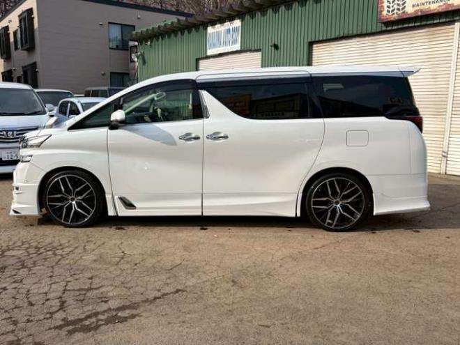 ヴェルファイア2.5 Z 4WD　純正ナビ　TRDエアロ　両側パワスラ　バックカメラ　社外アルミホイール　ETC　車高調　パワステ　パワーウィンドウ　キーレスエントリー　ABS　盗難防止装置　横滑り防止装置　エアコン　3列シート 2500