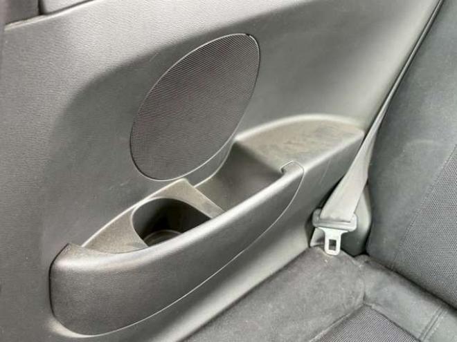 インテグラタイプR　2.0　ワンオーナー　レカロシート　パワステ　パワーウィンドウ　純正アルミホイール　ABS　キーレスエントリー　横滑り防止装置　エアコン　盗難防止装置 2WD 2000