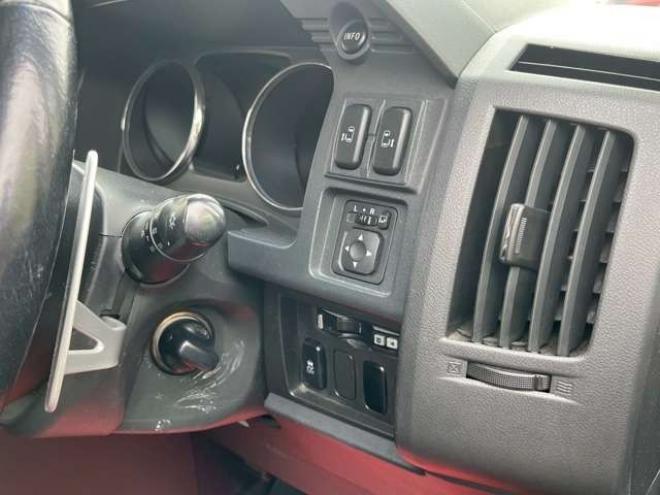 デリカD：5 2.4 G パワーパッケージ 4WD　ETC　アルパインBIGナビ　バックカメラ　両側電動スライドドア　パワステ　パワーウィンドウ　純正アルミ　クルーズコントロール　エアコン　キーレスエントリー　横滑り防止装置　盗難防止装置　3列シート 2400